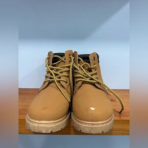 UNBRANDED Brown Lace Up Round Toe Ankle Outdoor Fall Boots SIZE 1 BOYS PreLoved